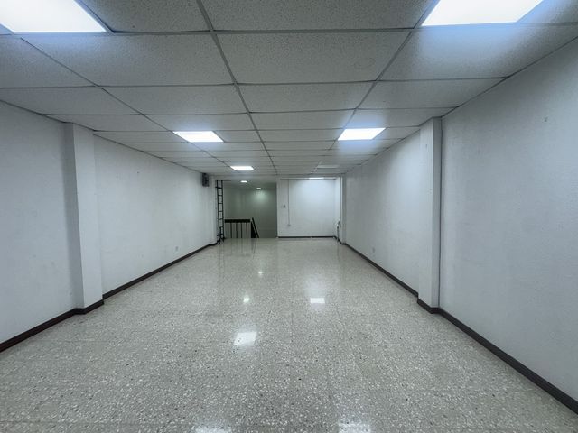LOCAL COMERCIAL  EN SAN JOSE CENTRO, SOBRE AVENIDA 1 — photo 11 of 14