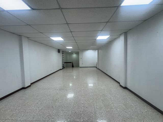 LOCAL COMERCIAL  EN SAN JOSE CENTRO, SOBRE AVENIDA 1 — photo 9 of 14