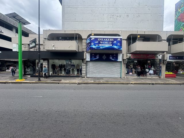 LOCAL COMERCIAL DE DOS PISOS CON BALCON EN CALLE 1 SNA JOSE CENTRO — photo 9 of 14