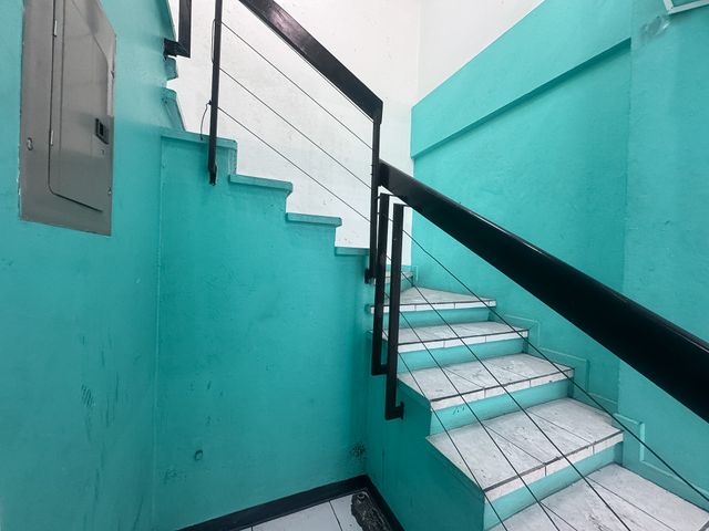 LOCAL COMERCIAL DE DOS PISOS CON BALCON EN CALLE 1 SNA JOSE CENTRO — photo 3 of 14