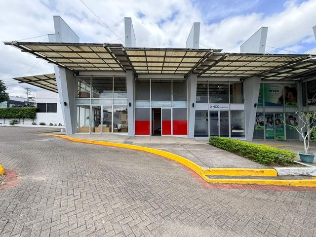 Local Comercial en San Rafael de Escazu, Plaza del Valle — photo 1 of 12