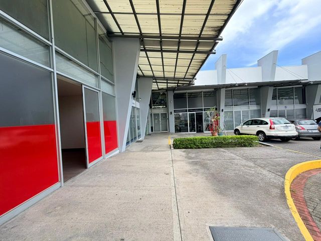 Local Comercial en San Rafael de Escazu, Plaza del Valle — photo 12 of 12