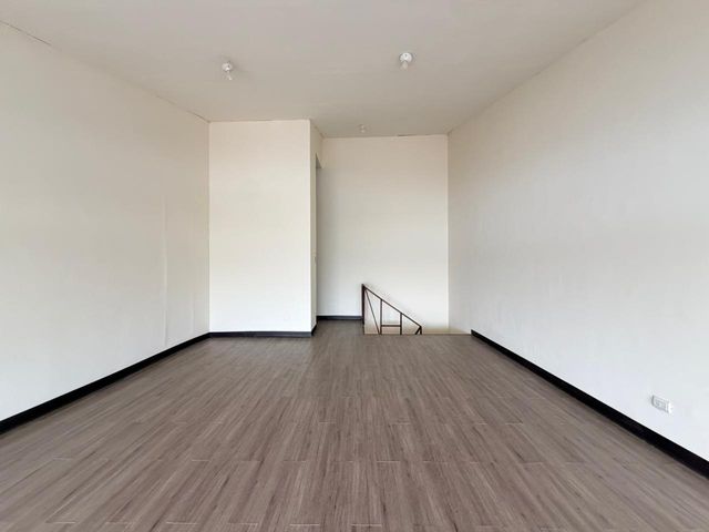Local Comercial en San Rafael de Escazu, Plaza del Valle — photo 11 of 12