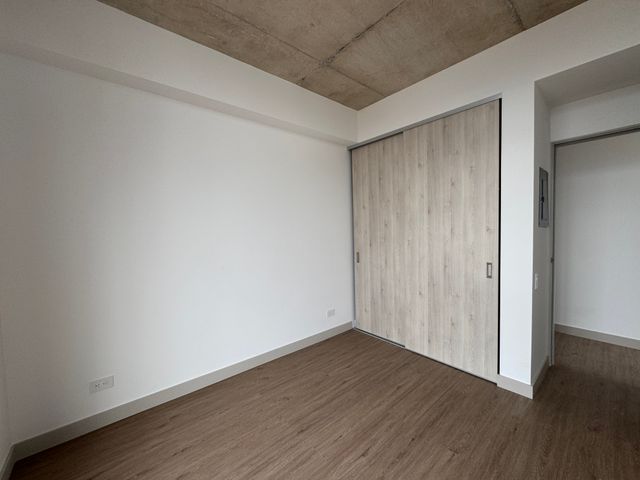 APARTAMENTO EN VENTA PISO 27 SECRET ESCALANTE, CON DOBLE VISTA — photo 8 of 16