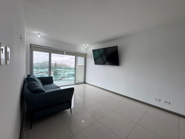 Apartamento con dos dormitorios y dos parqueos en Paradisus, y bodega! — foto 1 de 20