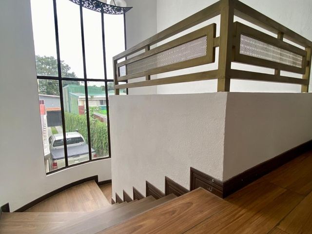 HERMOSA CASA CON DOS ESTUDIOS EN LOURDES DE MONTES DE OCA — photo 12 of 20