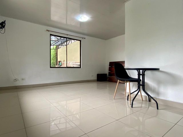 HERMOSA CASA CON DOS ESTUDIOS EN LOURDES DE MONTES DE OCA — photo 11 of 20