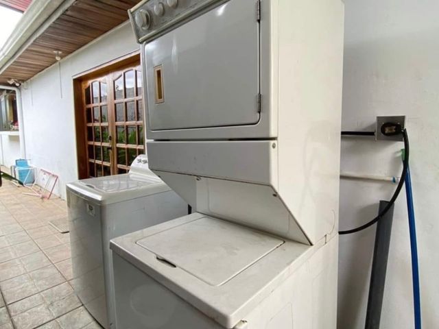 APARTAMENTO AMUEBLADO EN SABANA SUR, CON SERVICIOS INCLUIDOS — photo 14 of 15