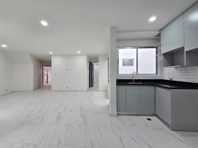 APARTAMENTO MODERNO EN NUNCIATURA — photo 13 of 17