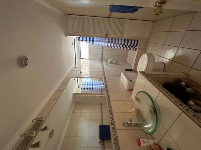 AMPLIO APARTAMENTO DE 3 DORMITORIOS EN BARRIO DENT — photo 9 of 18