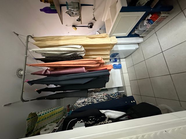 AMPLIO APARTAMENTO DE 3 DORMITORIOS EN BARRIO DENT — photo 18 of 18