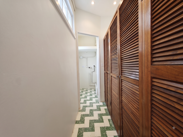 APARTAMENTO DE 1 DORMITORIO EN EDIFICIO HISTORICO BARRIO AMON — foto 14 de 17