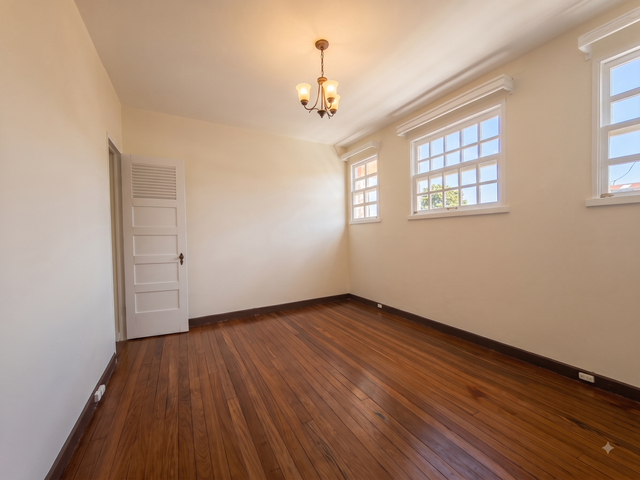 APARTAMENTO DE 1 DORMITORIO EN EDIFICIO HISTORICO BARRIO AMON — foto 5 de 17