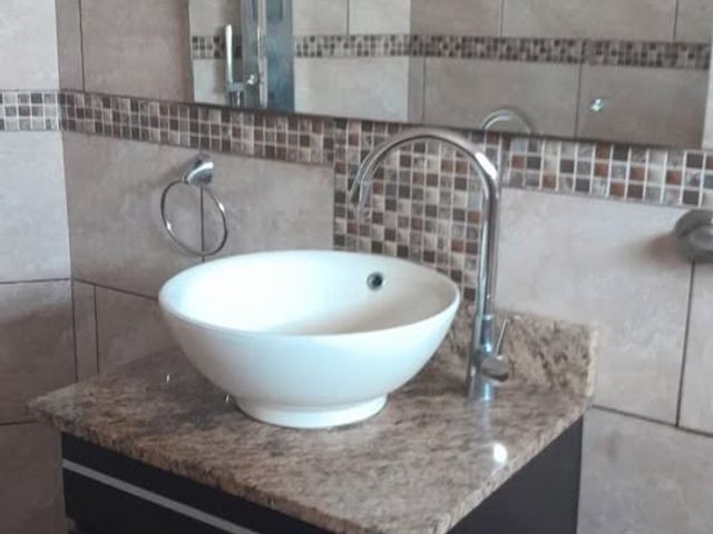 VENDO!!!🎁₡125.000.000  🤝🤝🤝PRECIO NEGOCIABLE  HERMOSA Y AMPLIA CASA EN  JARDINES DE SANTA LUCÍA BARVA DE HEREDIA — foto 10 de 15