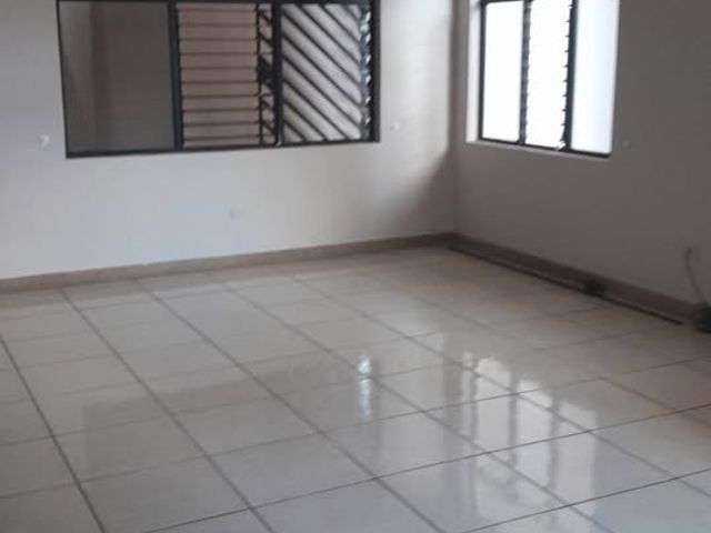 VENDO!!!🎁₡125.000.000  🤝🤝🤝PRECIO NEGOCIABLE  HERMOSA Y AMPLIA CASA EN  JARDINES DE SANTA LUCÍA BARVA DE HEREDIA — foto 2 de 15