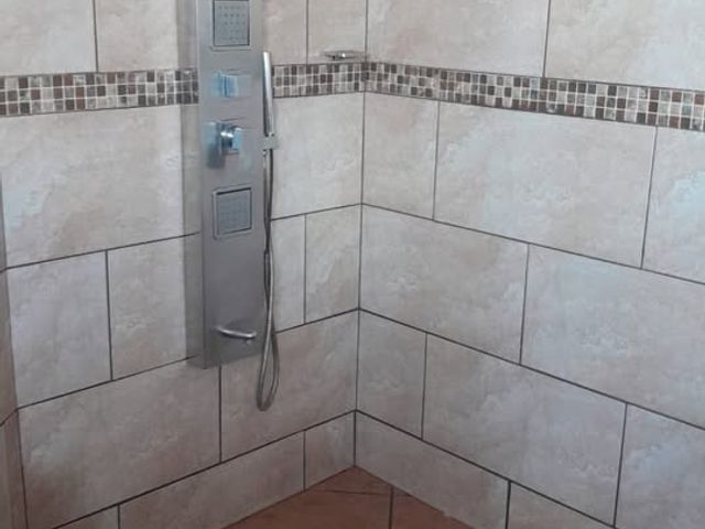 VENDO!!!🎁₡125.000.000  🤝🤝🤝PRECIO NEGOCIABLE  HERMOSA Y AMPLIA CASA EN  JARDINES DE SANTA LUCÍA BARVA DE HEREDIA — foto 5 de 15