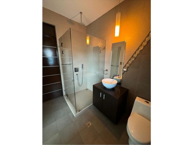 OPORTUNIDAD DE INVERSIÓN Apartamento en venta, Guayabos Curridabat — photo 4 of 12