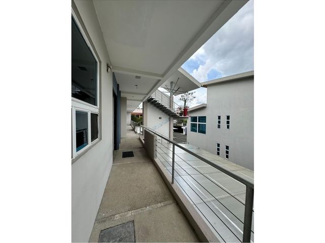 OPORTUNIDAD DE INVERSIÓN Apartamento en venta, Guayabos Curridabat — photo 7 of 12