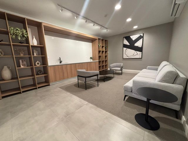 APARTAMENTO EN ALQUILER / VENTA VELO NUNCIATURA — photo 9 of 11