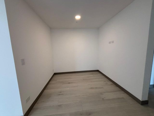 VENTA DE APARTAMENTO AMPLIO EN NUCLEO SABANA — photo 3 of 19