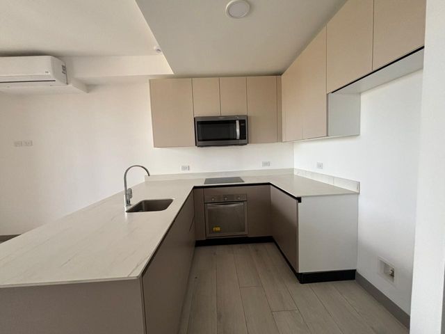 VENTA DE APARTAMENTO AMPLIO EN NUCLEO SABANA — photo 12 of 19