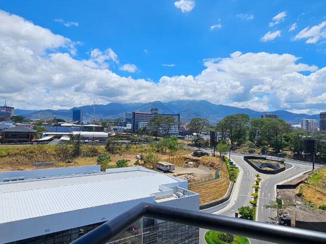VENTA DE APARTAMENTO AMPLIO EN NUCLEO SABANA — photo 18 of 19
