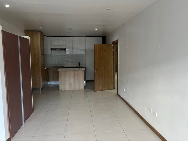 Alquiler de Apartamento en 3er Piso – Piedades de Santa Ana — photo 11 of 11