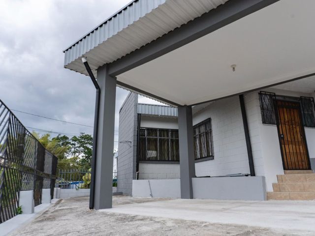 Casa Remodelada en Venta en San Francisco de Dos Ríos — photo 13 of 15