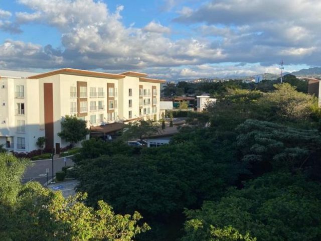 Apartamento FULL AMOBLADO en Distrito 4, Escazú — photo 1 of 15