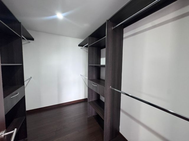 Apartamento FULL AMOBLADO en Distrito 4, Escazú — photo 9 of 15