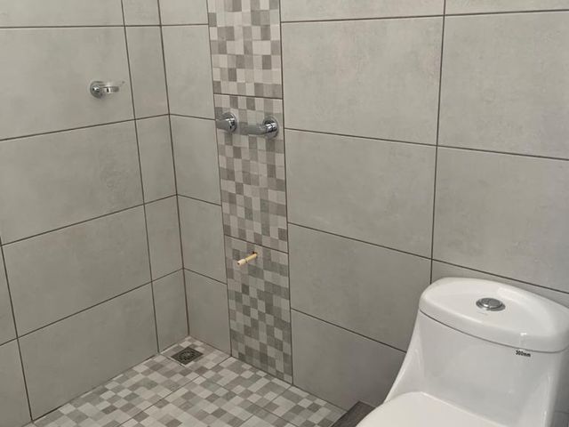 Oportunidad de Inversión Inmobiliaria / 3 Apartamentos generando ganancias — photo 9 of 17