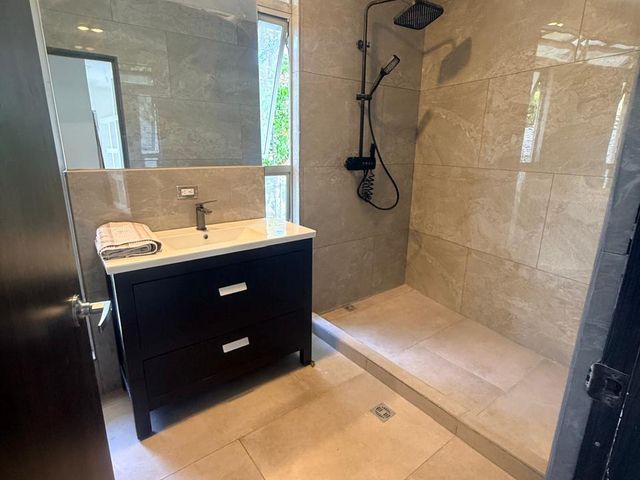 Casa Condominio Los Eliseos, Bello Horizonte de Escazú — photo 10 of 21