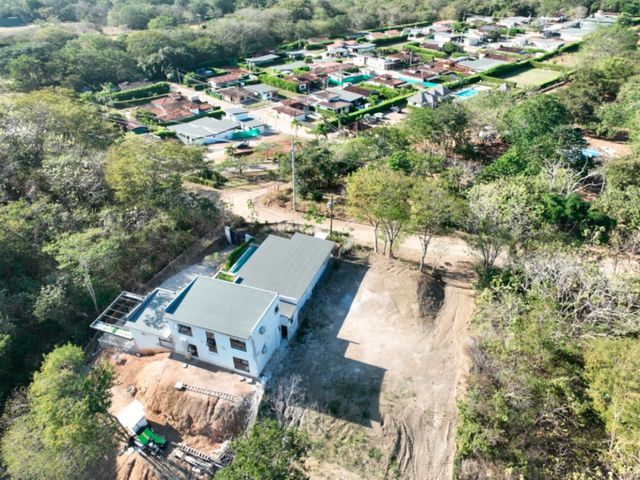 Lote con lindas vistas, Tamarindo, Guanacaste — photo 1 of 6