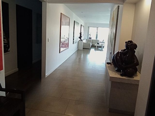 CASA GUACHIPELIN — photo 6 of 16