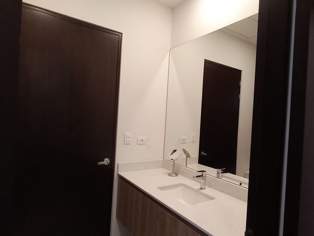 CASA GUACHIPELIN — photo 9 of 16