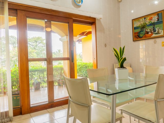 HERMOSA PROPIEDAD CON DOS CASAS — photo 13 of 21