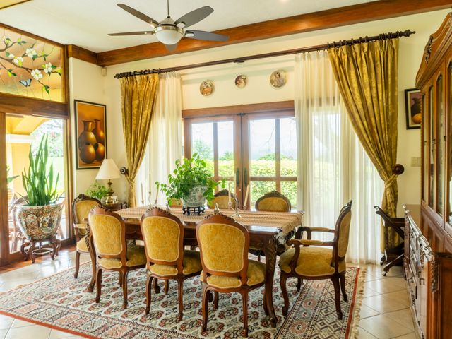 HERMOSA PROPIEDAD CON DOS CASAS — photo 17 of 21