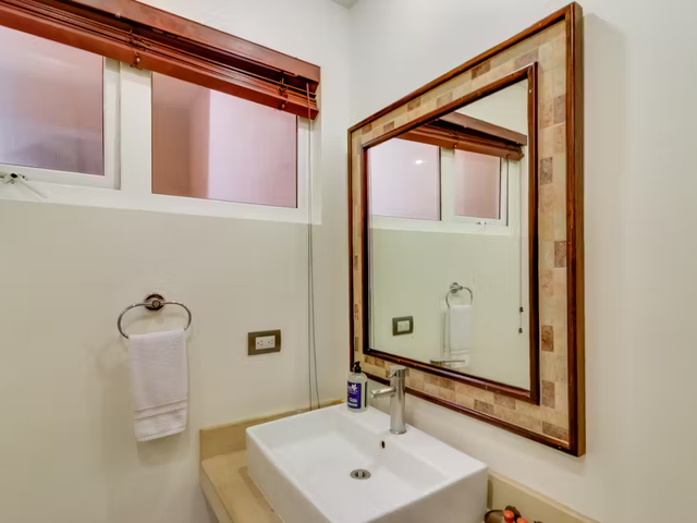 Apartamento Playa Langosta — photo 8 of 21