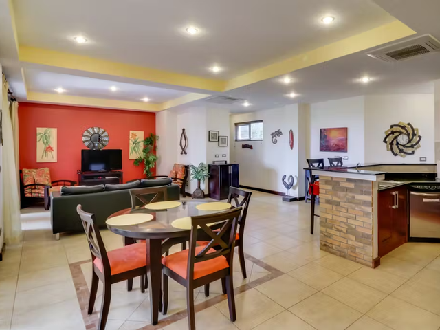 Apartamento Playa Langosta — photo 14 of 21