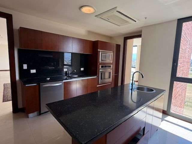 APARTAMENTO LUJOSO EN ALQUILER, SAN JOSÉ, LA SABANA, ESTADIO NACIONAL — photo 21 of 21
