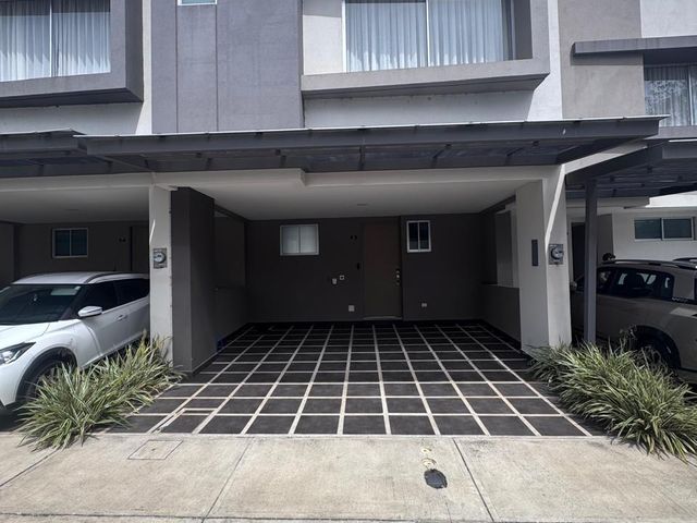 Condominio Blue — photo 1 of 6