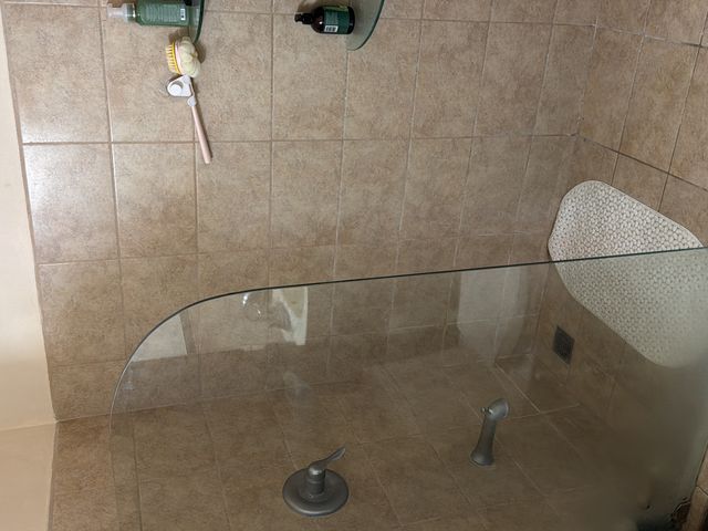 Condominio — photo 2 of 6
