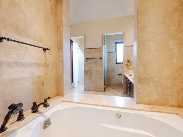 Villa Tropical — photo 13 of 20