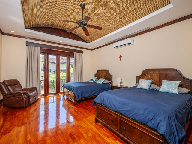 Villa Tropical — photo 10 of 20