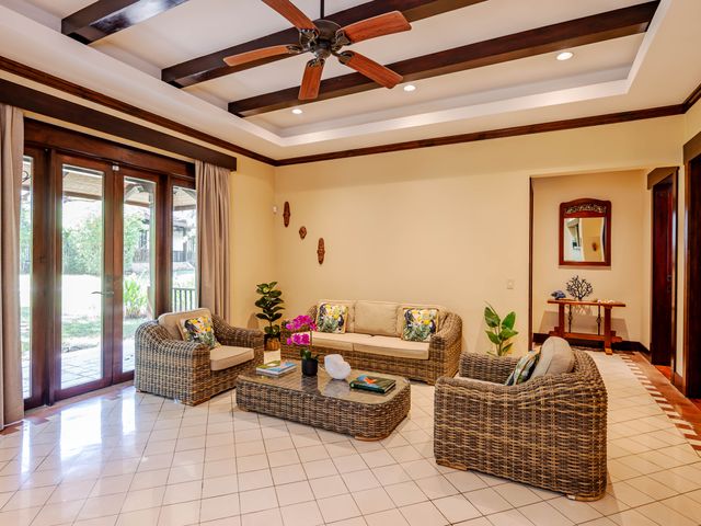 Villa Tropical — photo 16 of 20