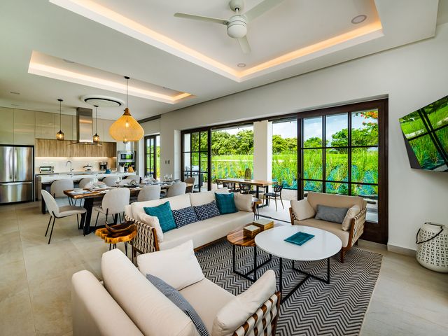 Villa Oceanía — photo 15 of 19