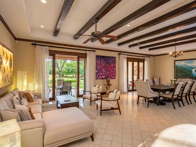 Villa Encanto — photo 10 of 20