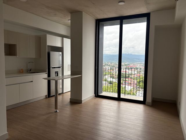 Apartamento en SECRT Escalante — photo 1 of 5