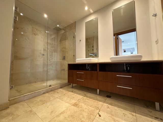 Venta de Apartamento en Frente de La Sabana — photo 4 of 19