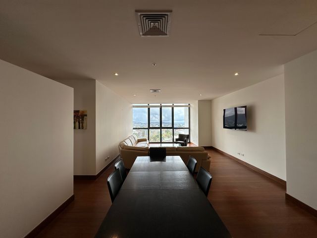 Venta de Apartamento en Frente de La Sabana — photo 13 of 19